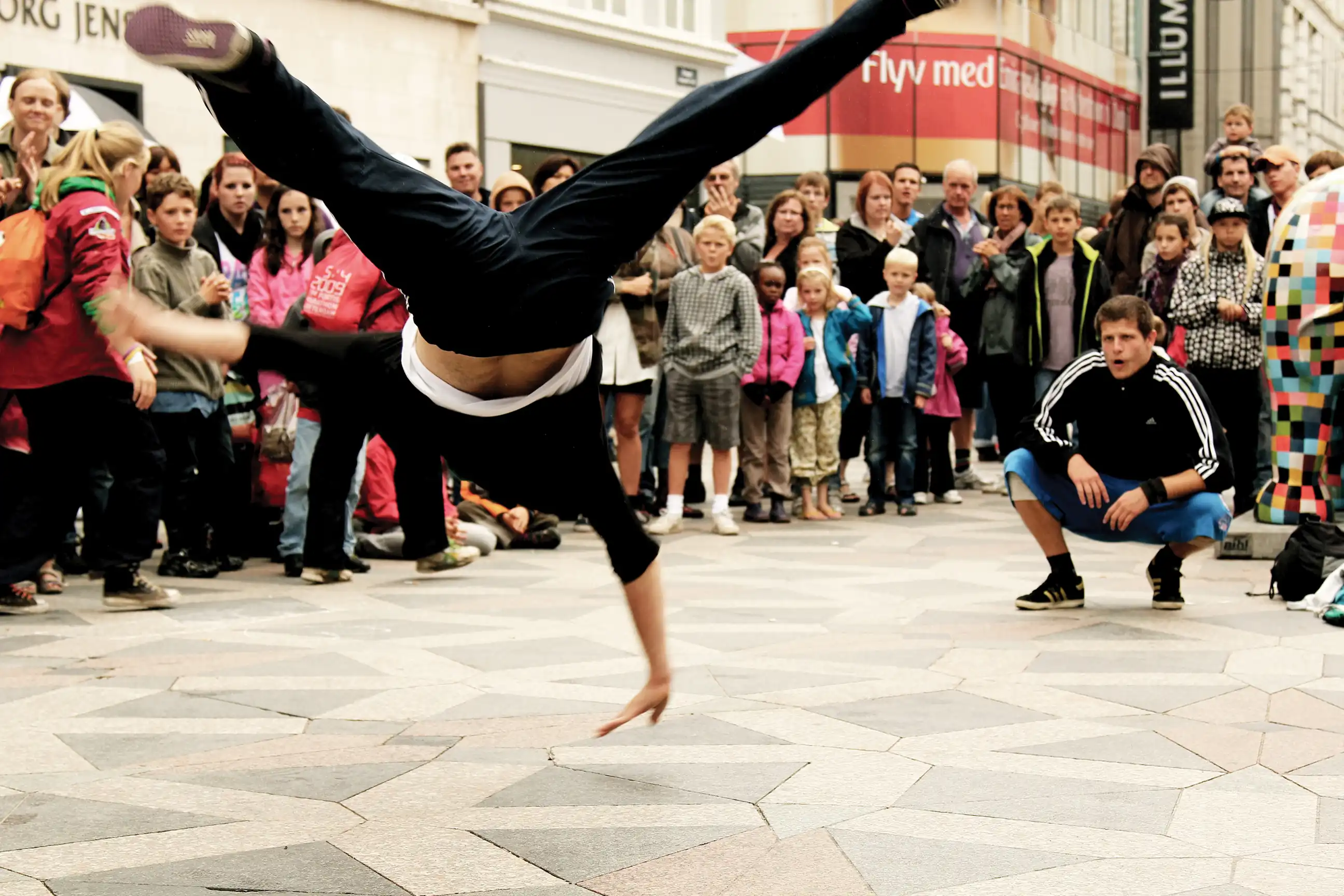 Street Performer.jpg