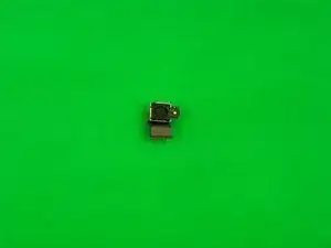 Disassembling iPhone 4S Back Camera