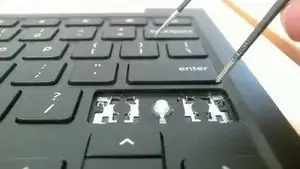 Unlike letter and number keys, some "special keys" have 2 sets of metal clips. Plus, a stabilizer holder on both sides.