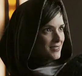 Amanda Grayson, 2250 alt