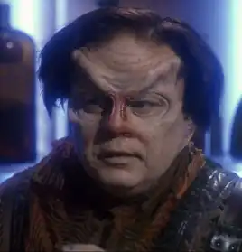 B'Rat Ud, a V'radian chemist