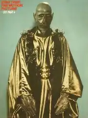 Betelgeusian assistant ambassador 2, set still 2