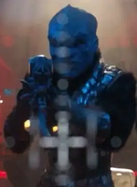 ...as a Bird-of-Prey Klingon