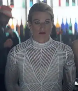 ... as Bjayzl's bodyguard