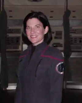 Cynthia Uhrich on the set of Star Trek: Enterprise