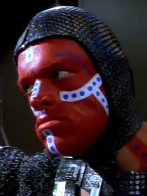 Inglatu, a Dosi male (2370)