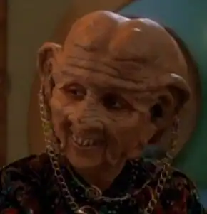 Ishka, a Ferengi female (2373)