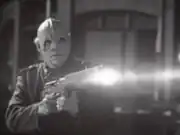 Na'kuhl soldier firing modulating plasma pulse