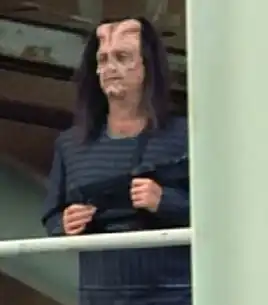 ... as an alien guard