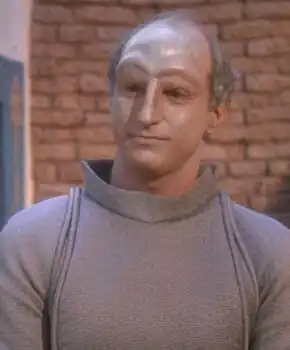 The Traveler in 2370