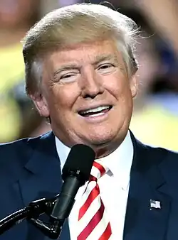 Donald Trump (30089639846) (cropped).jpg