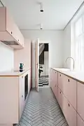 Kitchen with uniform fronts