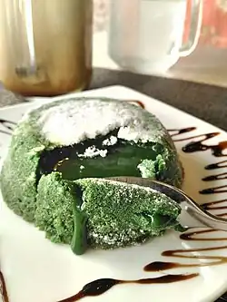 Matcha lava cake