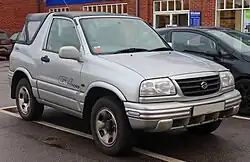 2000–2005 Suzuki Grand Vitara 2-door soft top convertible (UK)