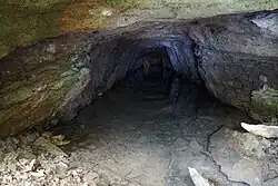 The Saint-Louis gallery was dug around 1870 to drain the Puits-de-la-Croix well.[42]