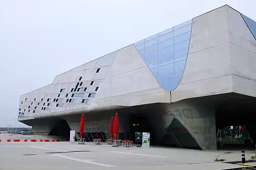 Phaeno Science Center, Wolfsburg, Germany, by Zaha Hadid, 2005[297]
