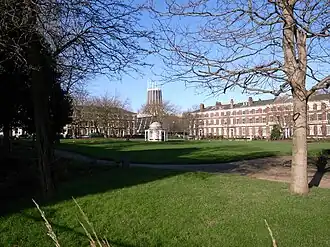 Abercromby Square (1819–36; Grade II)