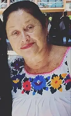 Color photo of Angélica Aragón.