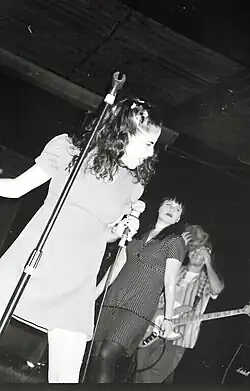 Lead singers Karina Deniké (foreground) and Elyse Rogers (1998)