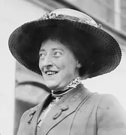A black-and-white photo of Lady Shackelton in three-quarters profile