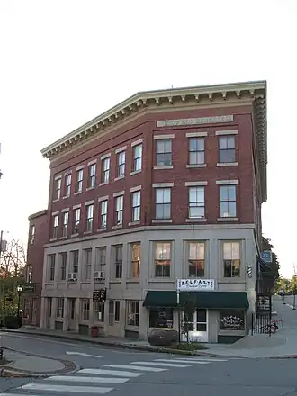 Hayford Block, Downtown Corner