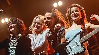 Hinds performing live in December 2019