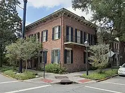 John Kenney House, 319 East Charlton Street