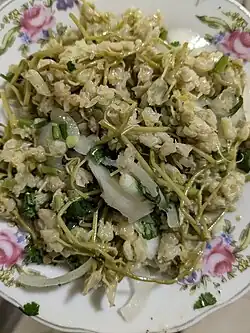 Pickles of Jonjoli with onions and coriander