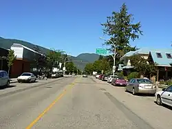 Looking west on Broadway Street