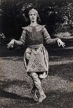 Vaslav Nijinsky in the Siamese dance from Orientales (1910).