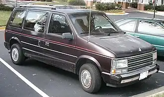 1987–1988 Plymouth Voyager SE