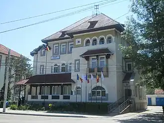 Lupeni city hall