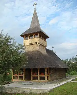 Wooden church in Câmpenești