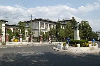 Alexandru Vlahuță National College