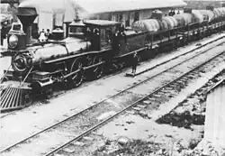 Oil tank train at the Salamanca station