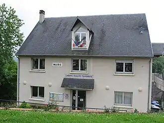 The town hall in Sainte-Aulde