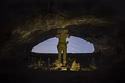 A view from behind the Shapur statue