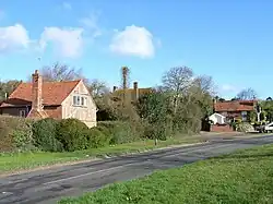 Sheepridge: Woodman's Cottage and the Crooked Billet pub, 2006