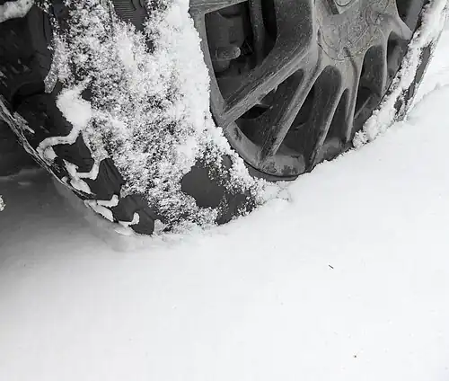 Compaction of snow under an advancing snow tire, causing rolling resistance while passing through about 10 centimetres (4&nbsp;in) of snow.