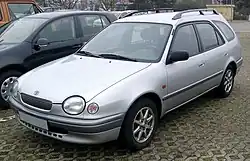 Pre-facelift European market Corolla wagon, sold as Sprinter Carib Rosso in Japan.