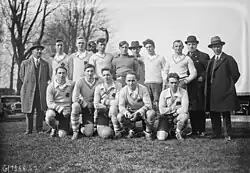 A photo of the players in US Dunkerque-Malo's starting lineup against FC Sète in the semifinal of the 1928–29 Coupe de France.
