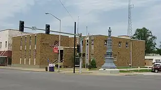 Wabash County Courthouse in Mount Carmel
