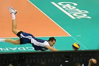 Dive by Bartosz Kurek