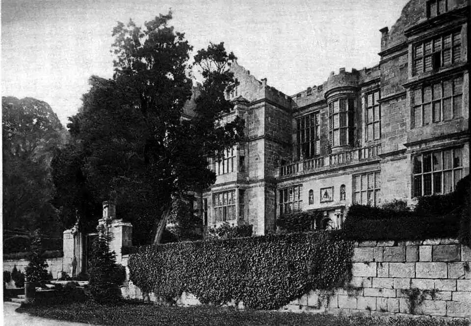 Fountains abbey (book) 0183.jpg