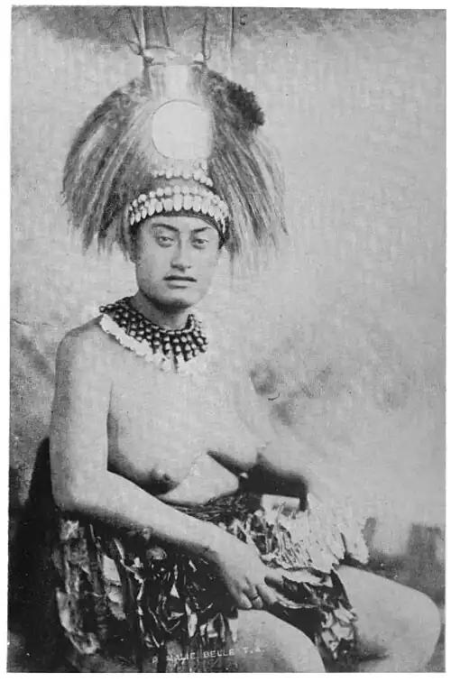 A young Chieftainess of Malie, Upolu